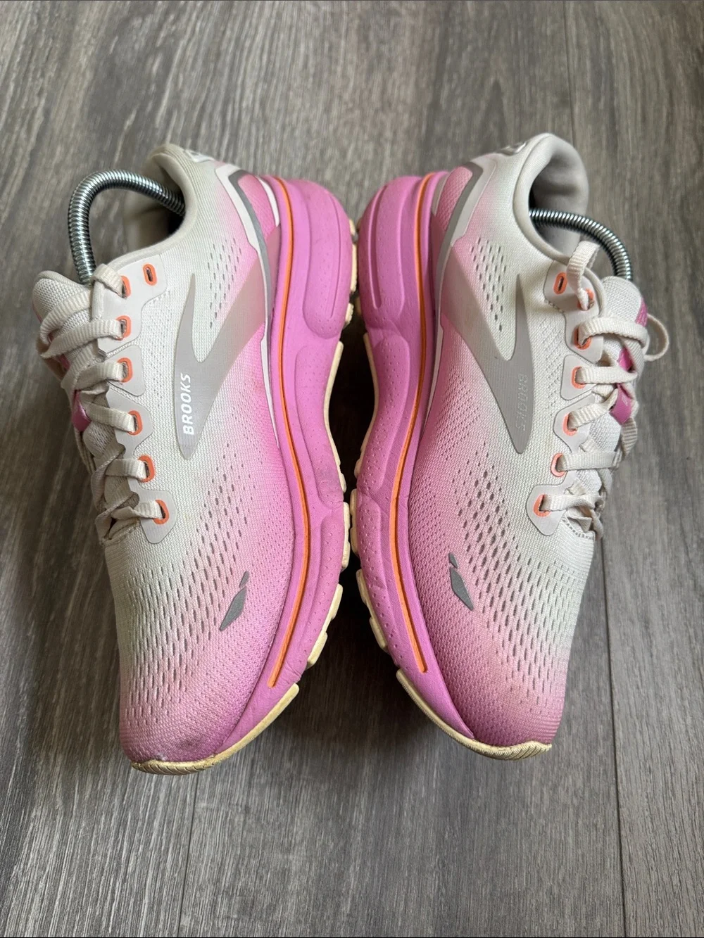 Brooks Ghost 15 Women’s Pink Ombre Running Sneakers